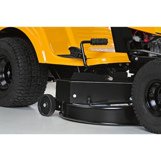 CubCadet 13AJ71BN603 LT3-PR105 lawn tractor side view showing deck and tire details.